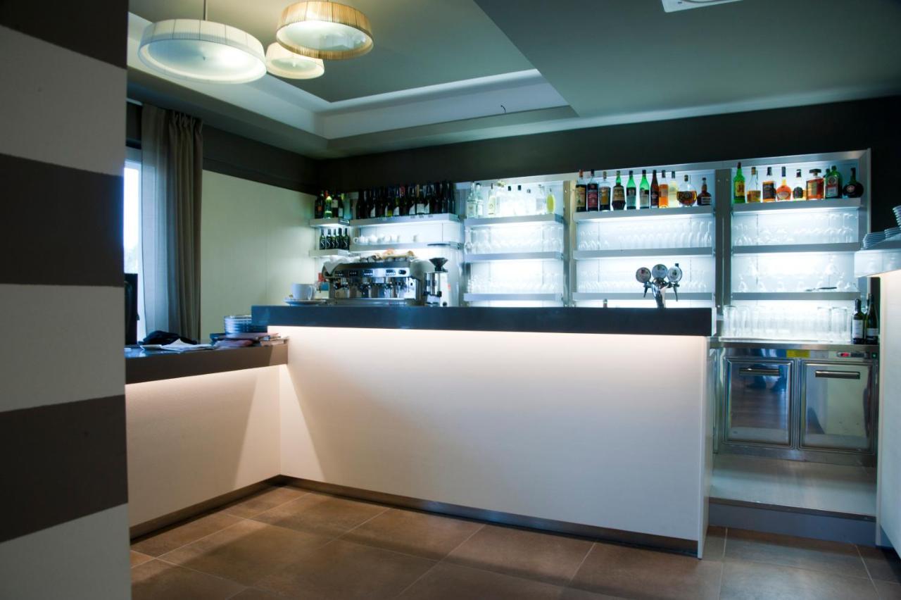Hotel San Giorgio Le Colline San Colombano al Lambro 外观 照片